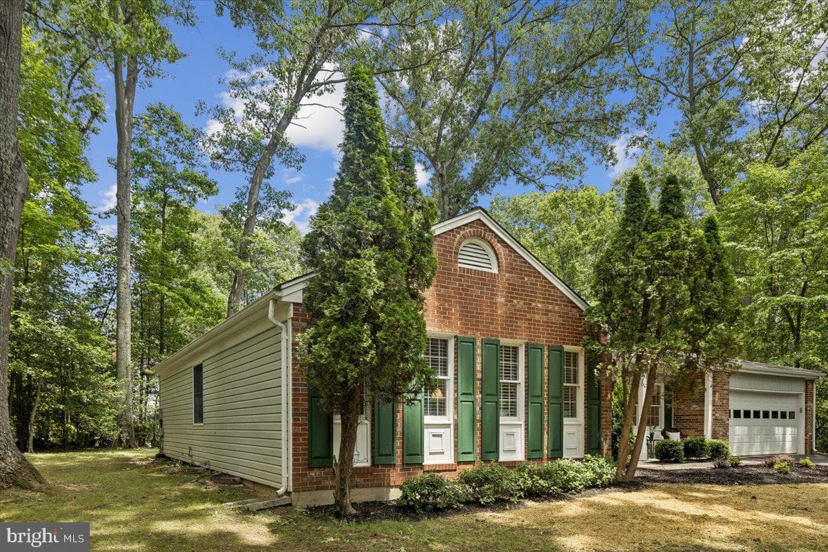 2520 Penny Royal Lane