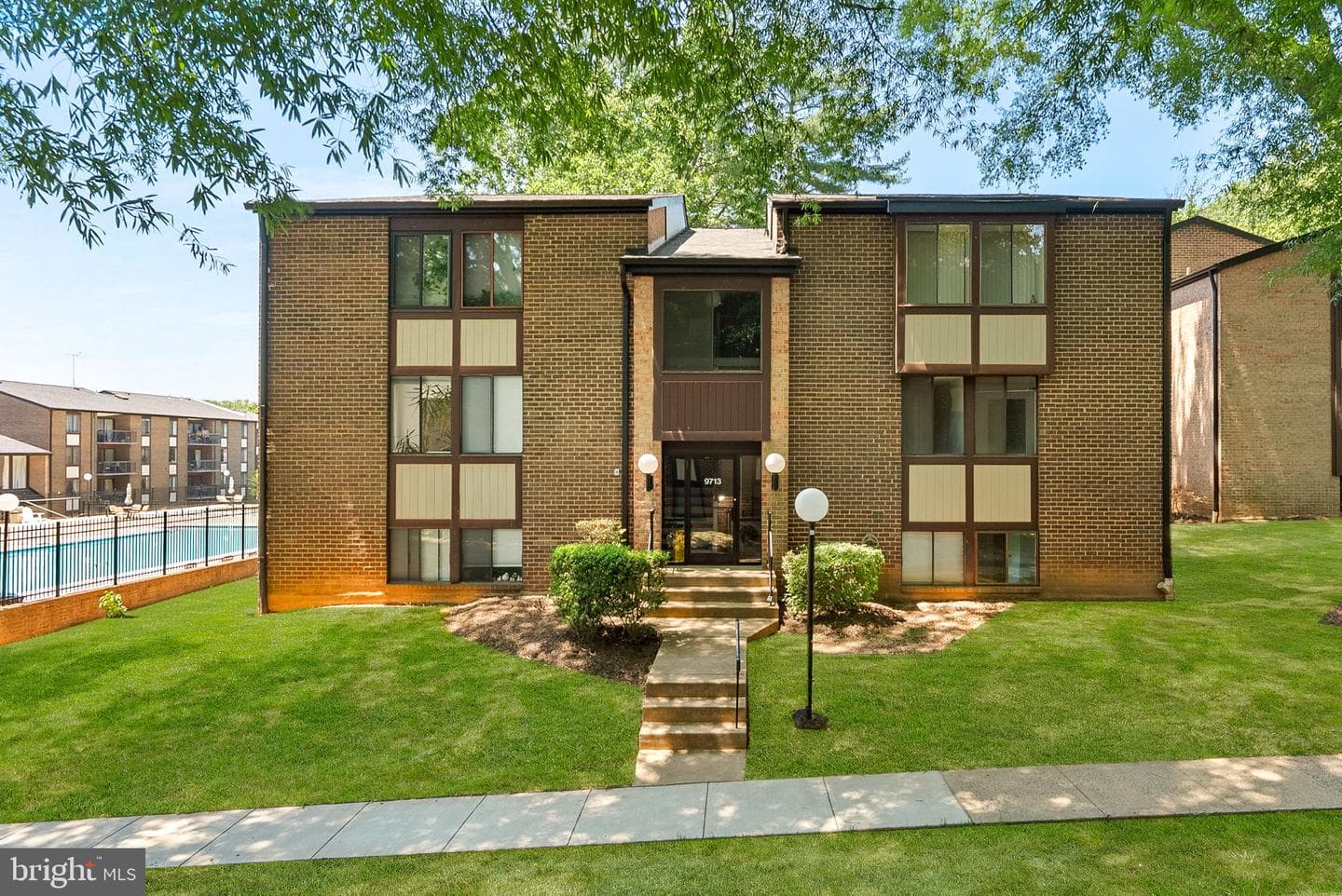 9713 Kings Crown Court #2