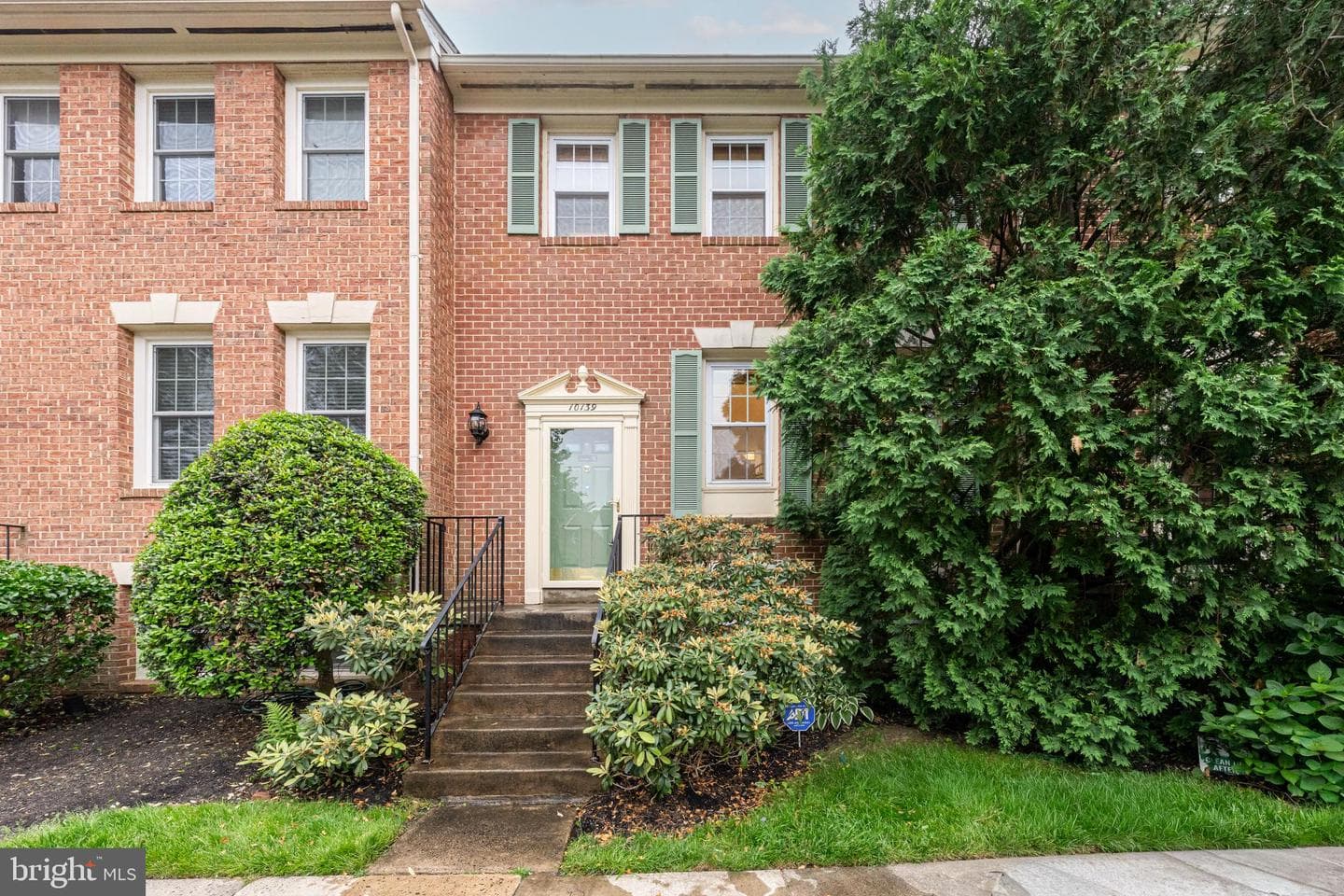 10139 Oakwood Chase Court