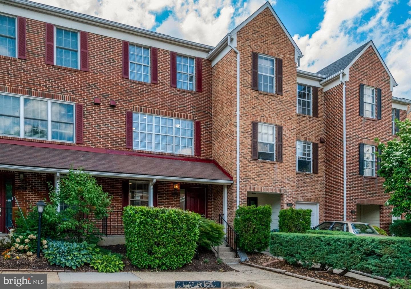 2122 Hutchison Grove Court