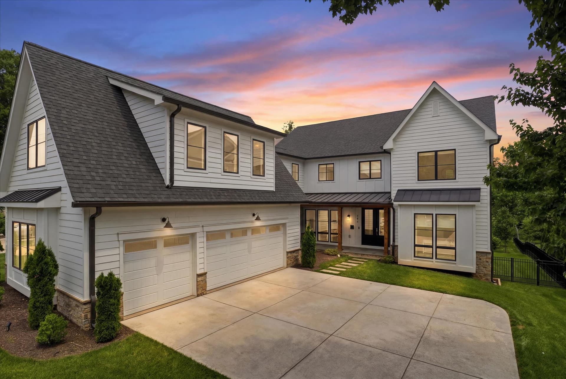 202 Branch Road SE, Vienna
