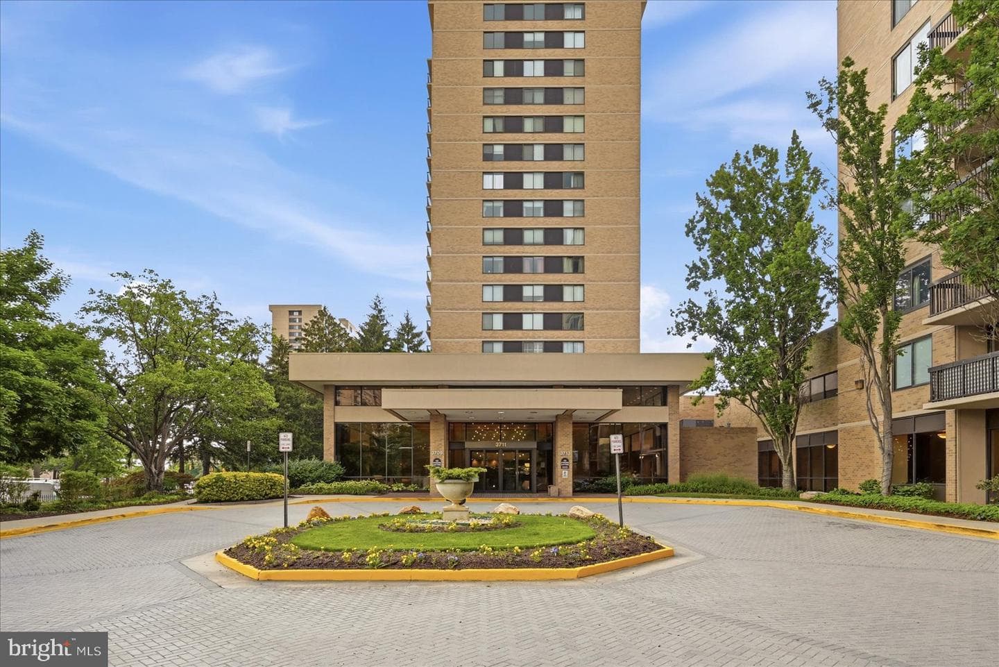 3709 S George Mason Drive #707