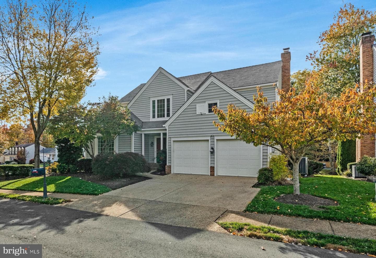 9733 Hidden Valley Road