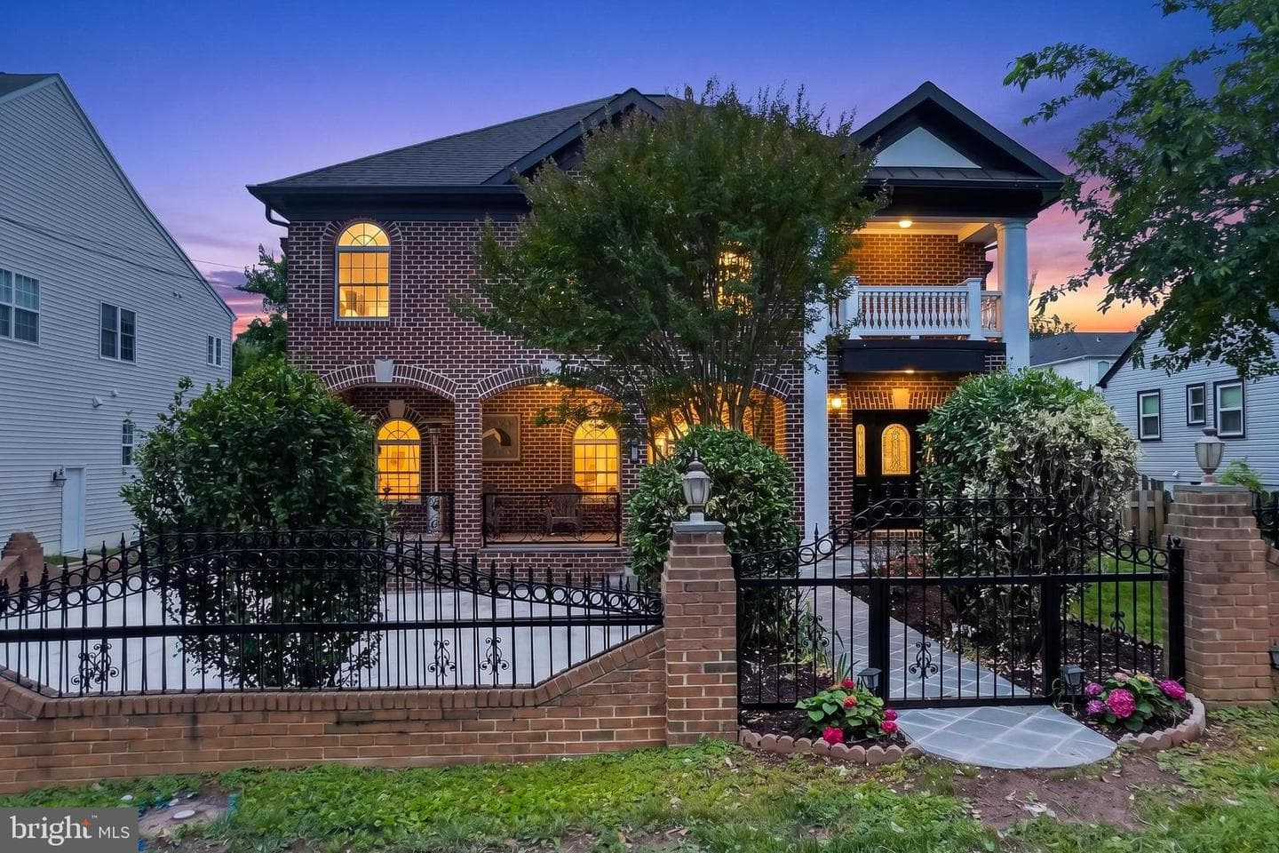 7705 Magarity Road, Falls Church