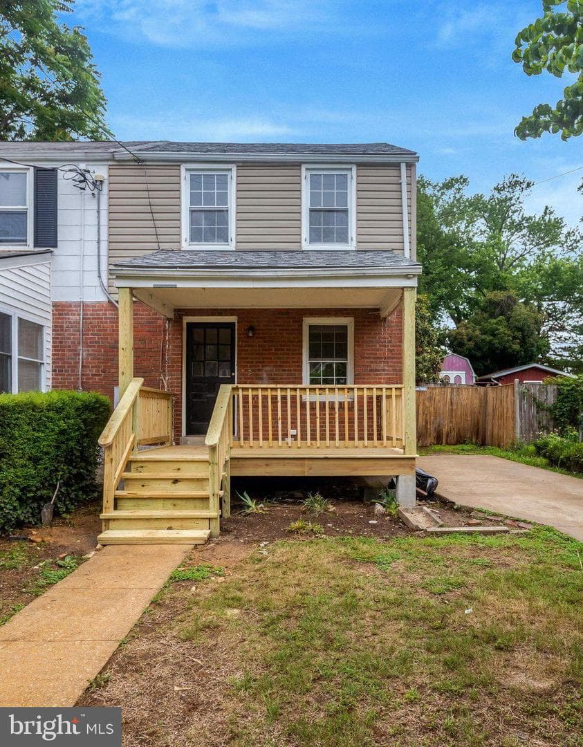 5926 Edgehill Court