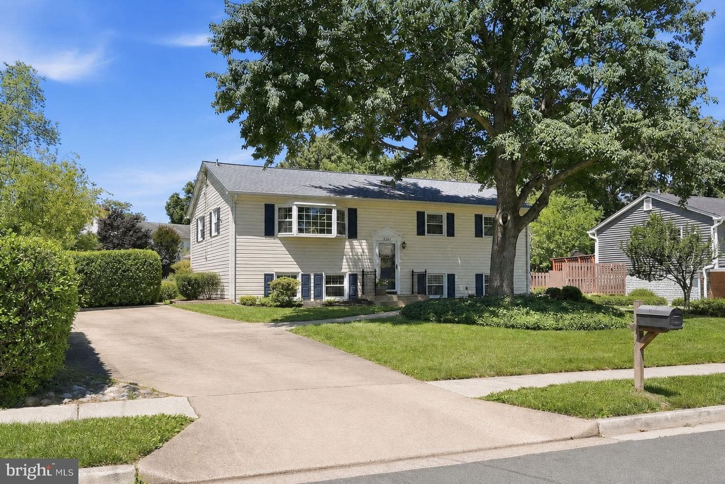 6106 Marilyn Drive