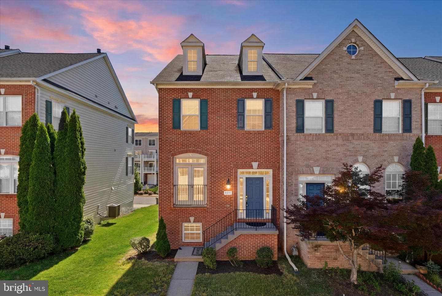 4677 Carisbrooke Lane