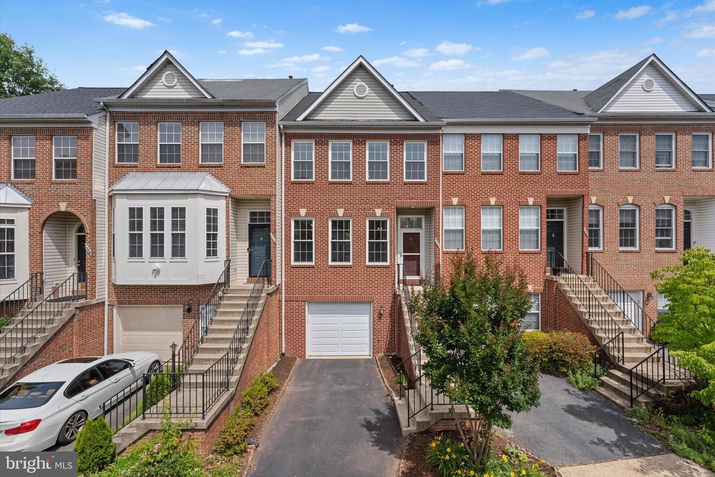 2550 James Monroe Circle