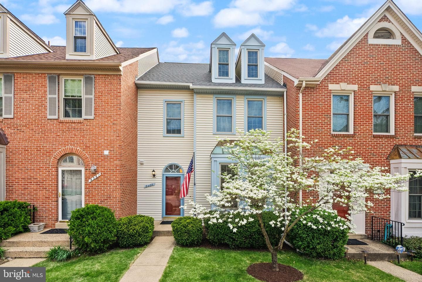 6369 English Ivy Way