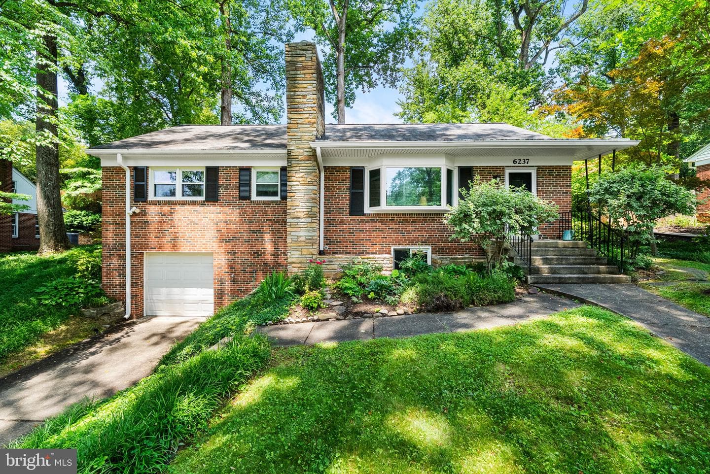 6237 Cheryl Drive, Falls Church