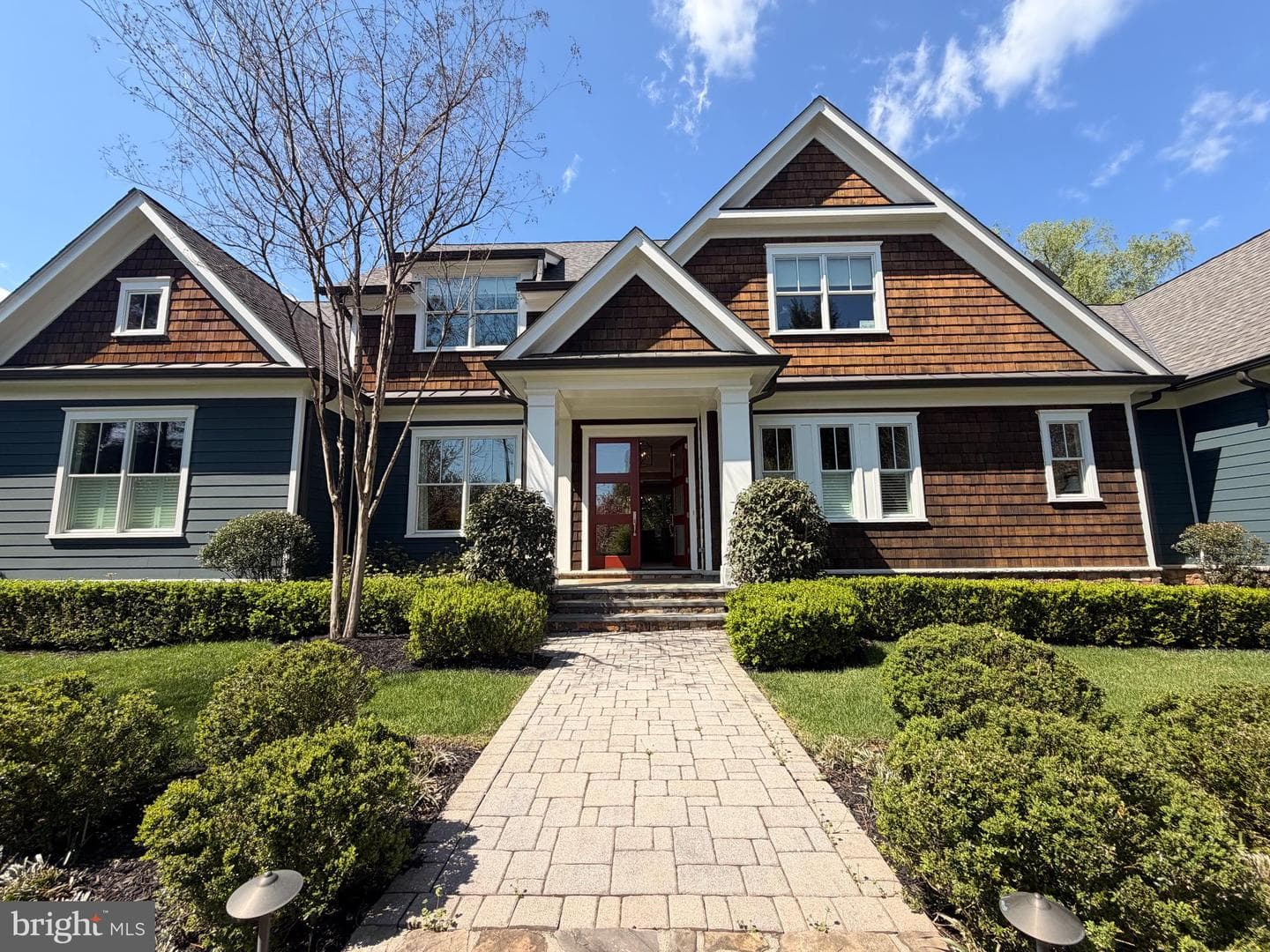 1674 Chain Bridge Road