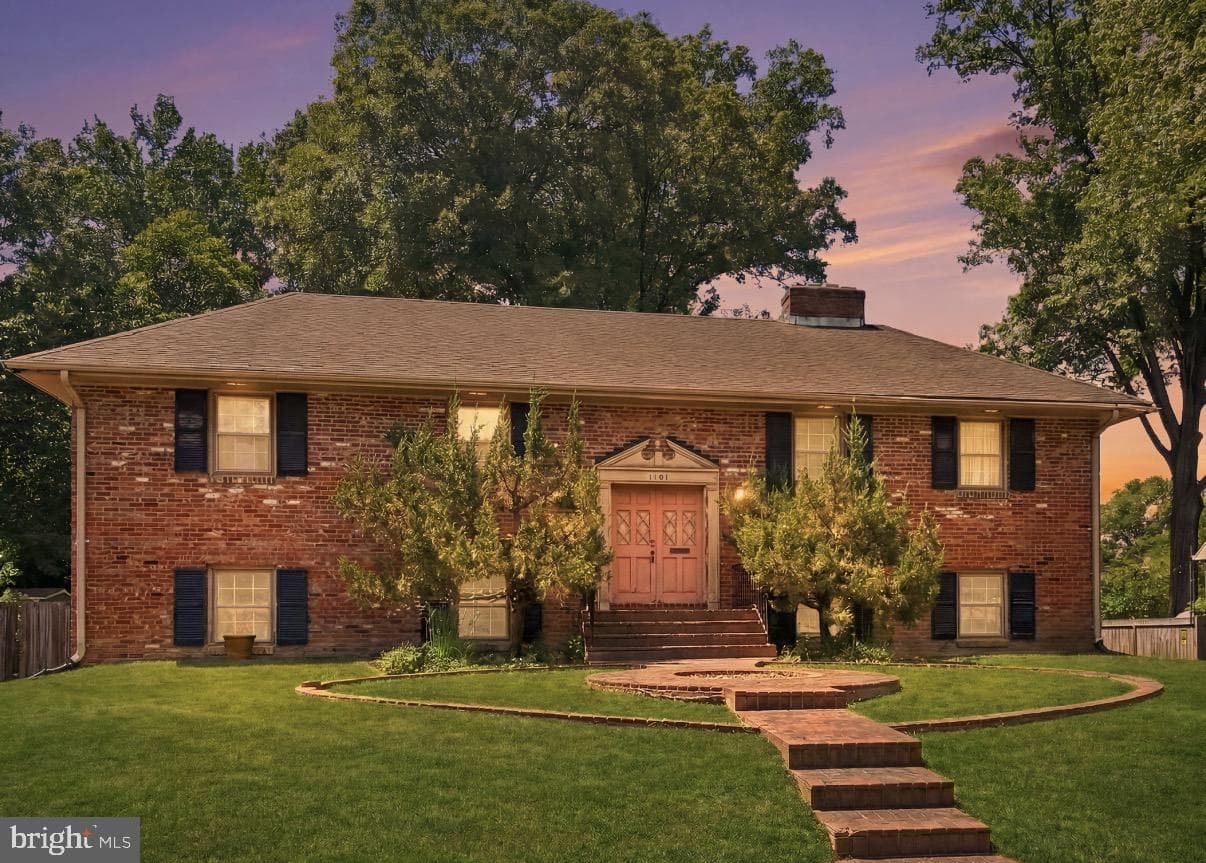 1104 Alden Road