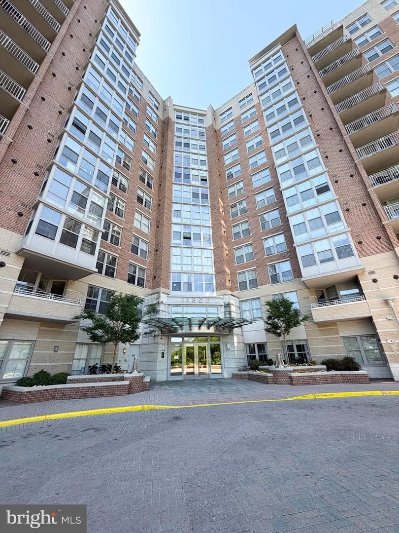 11800 Sunset Hills Road #422
