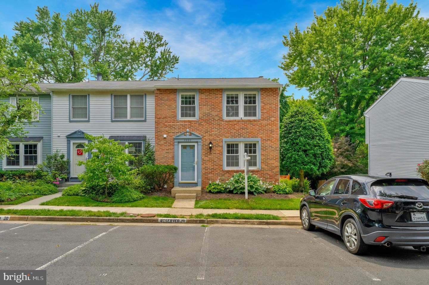 2990 Paddock Wood Court
