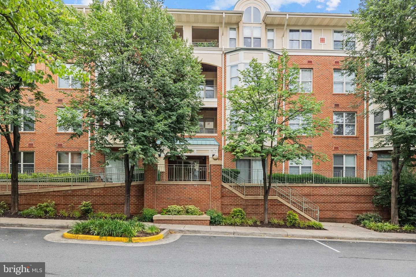 1855 Stratford Park Place #204
