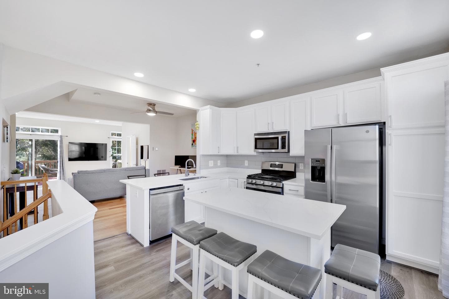 2981 Huntington Grove Square