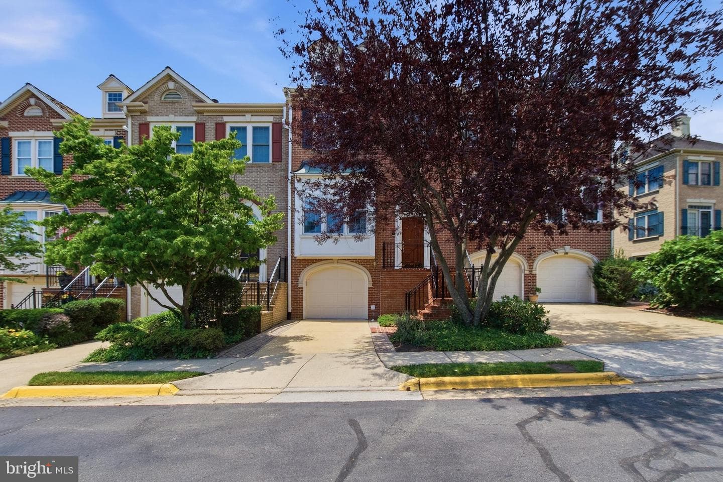 6323 Barcroft Mews Drive, Falls Church
