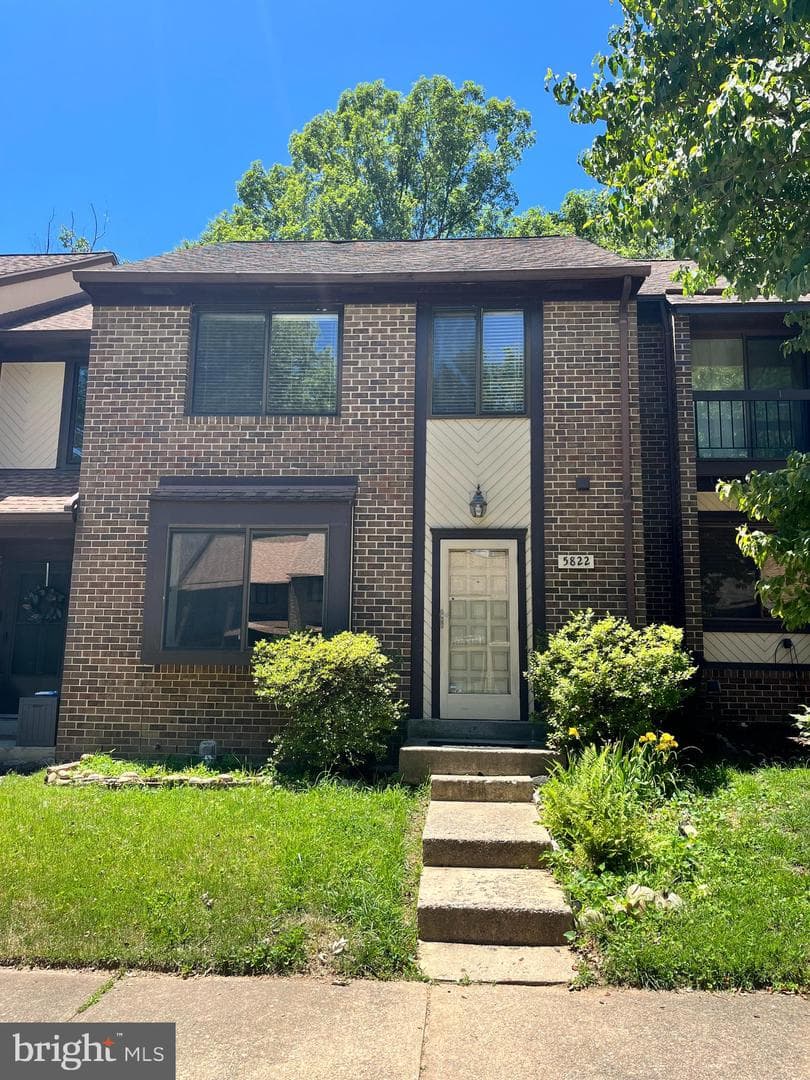 5822 Jacksons Oak Court