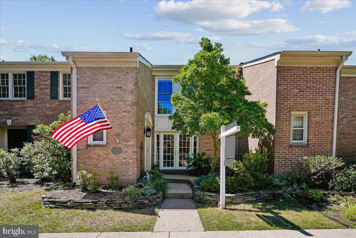 2087 Hopewood Drive