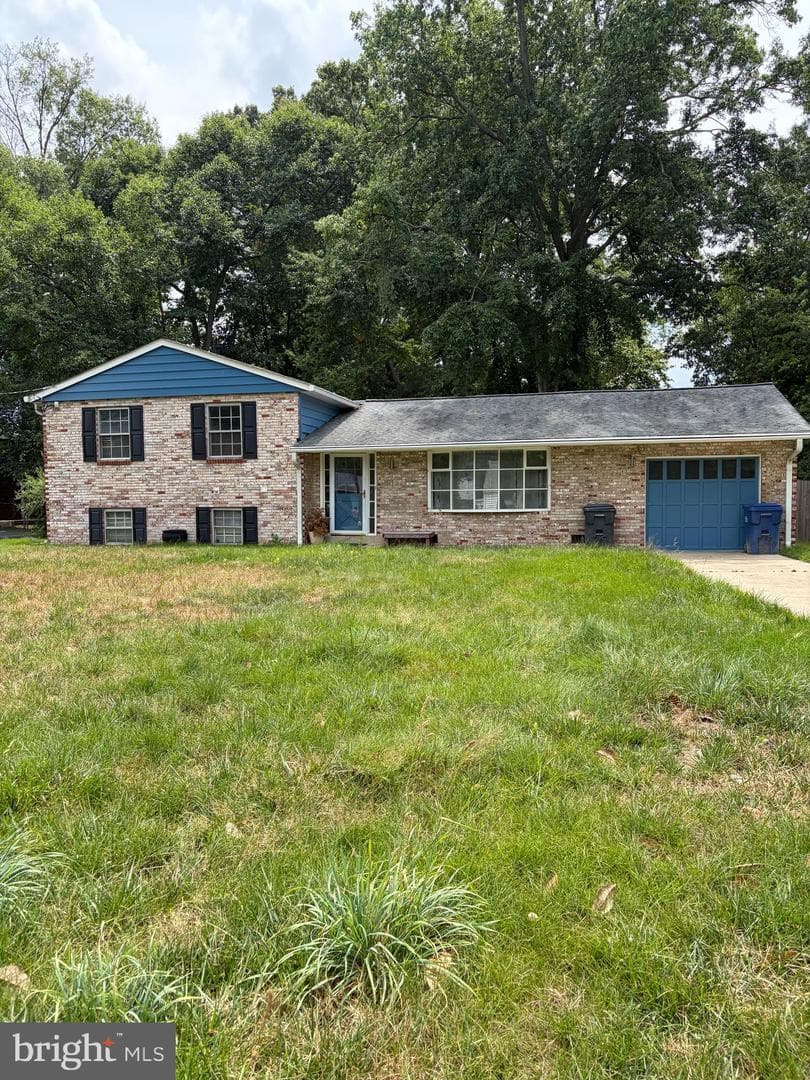 8810 Fort Hunt Road, Alexandria