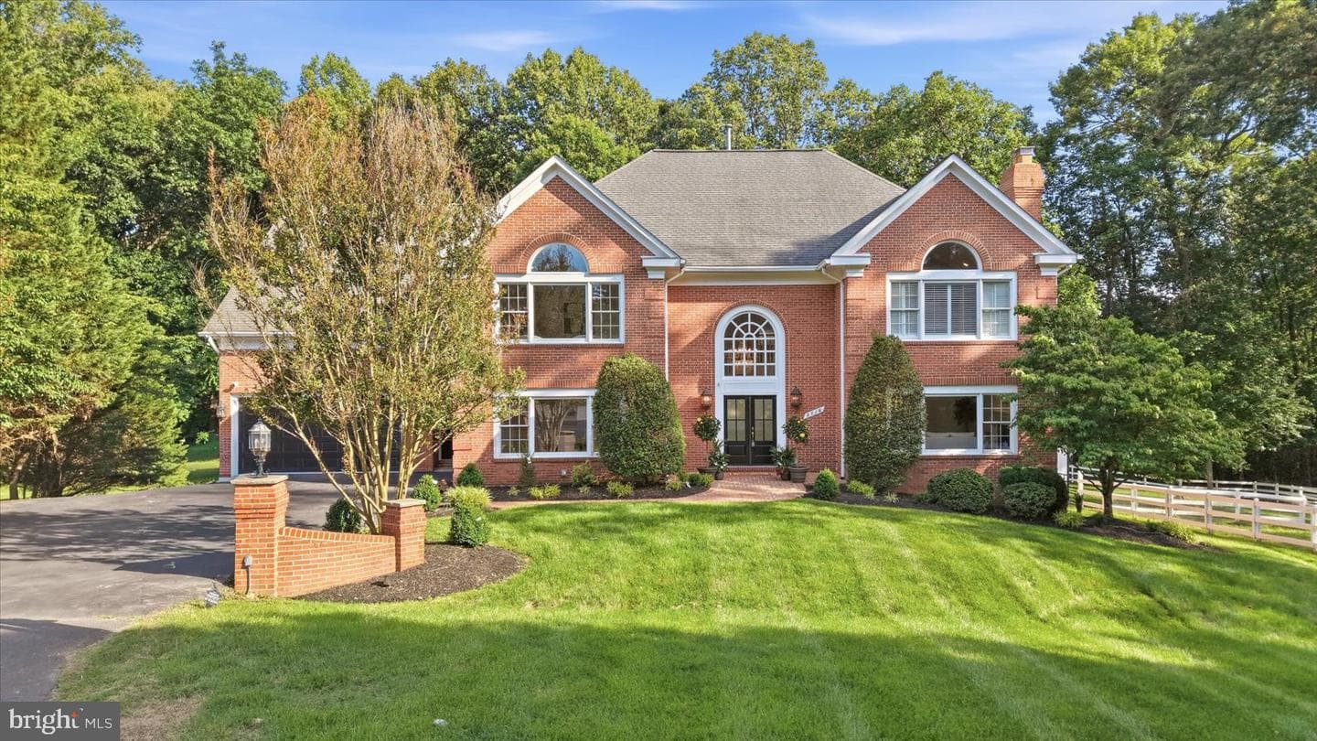 2716 Silkwood Court, Oakton