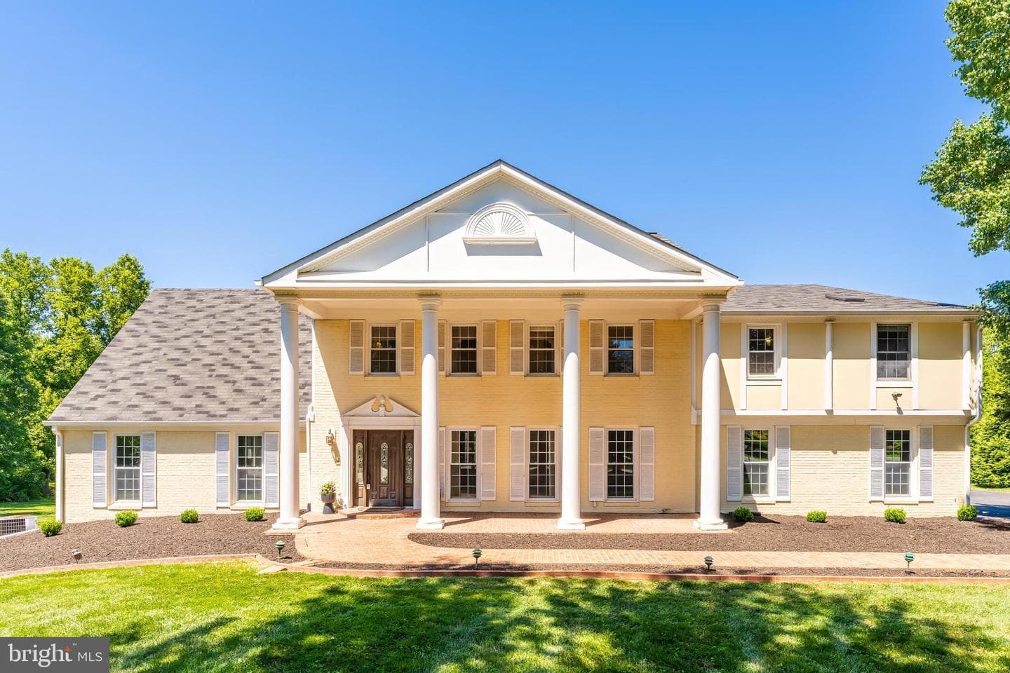 10520 Hunting Crest Lane, Vienna