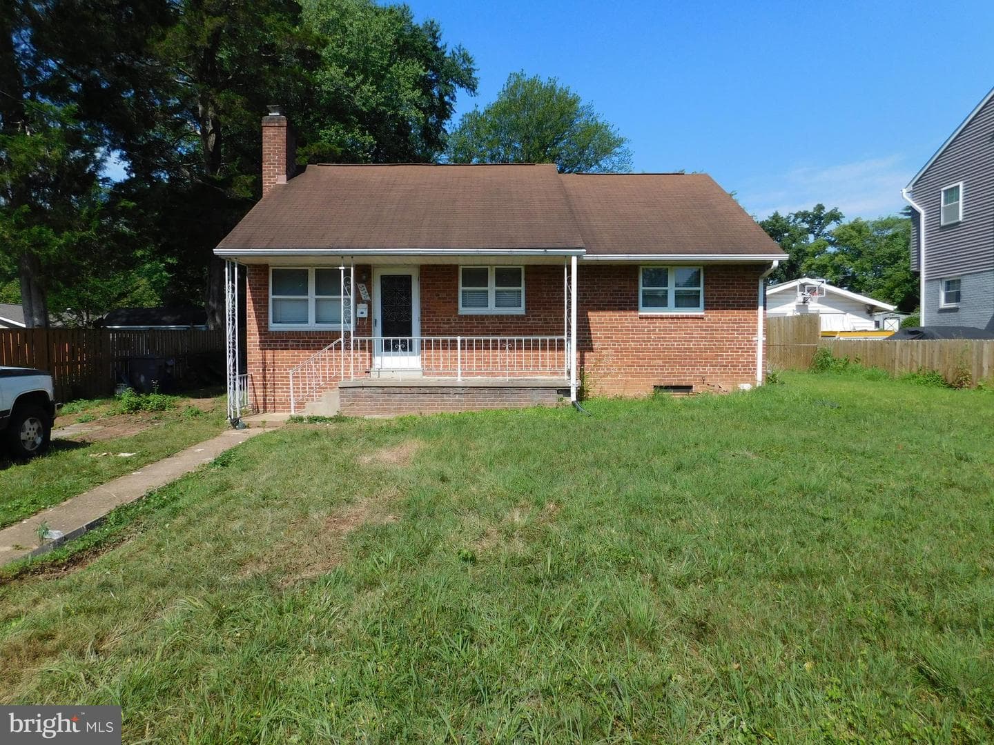 3338 Slade Court