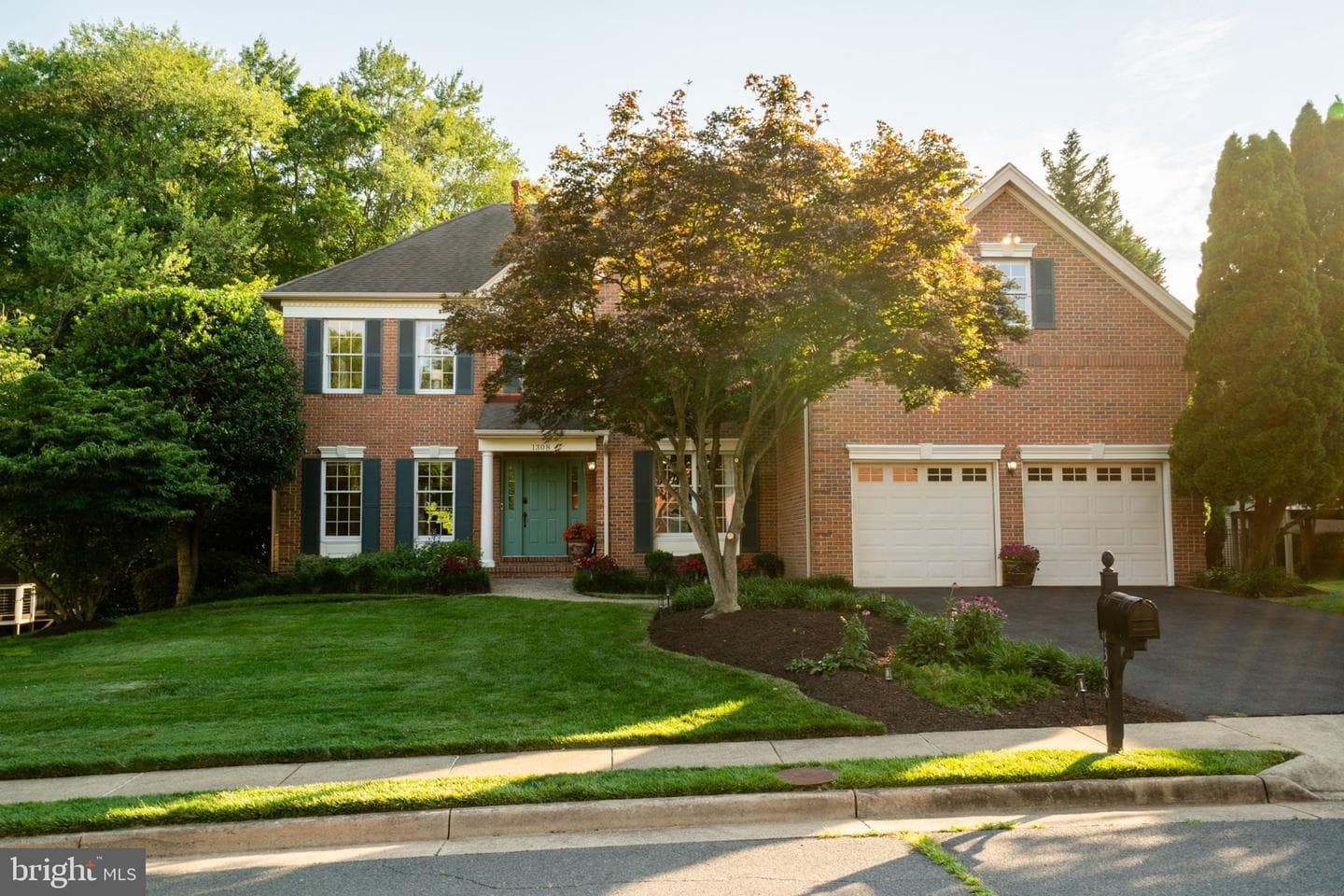 1308 Aldbury Way