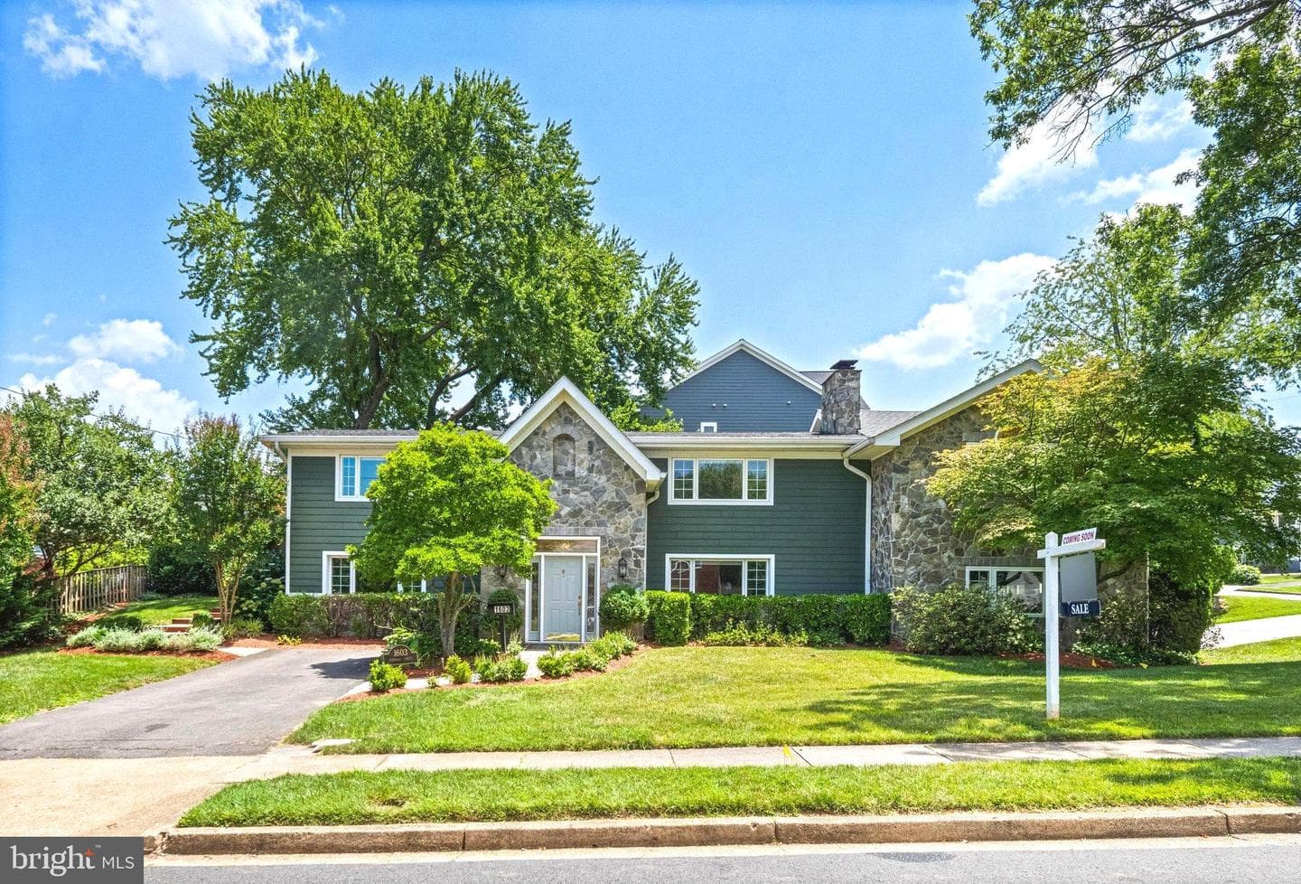 1603 Simmons Drive, McLean