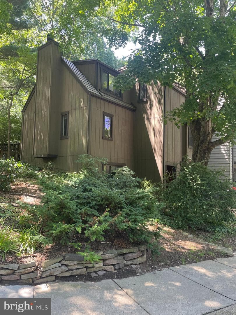 1537 Park Glen Court, Reston