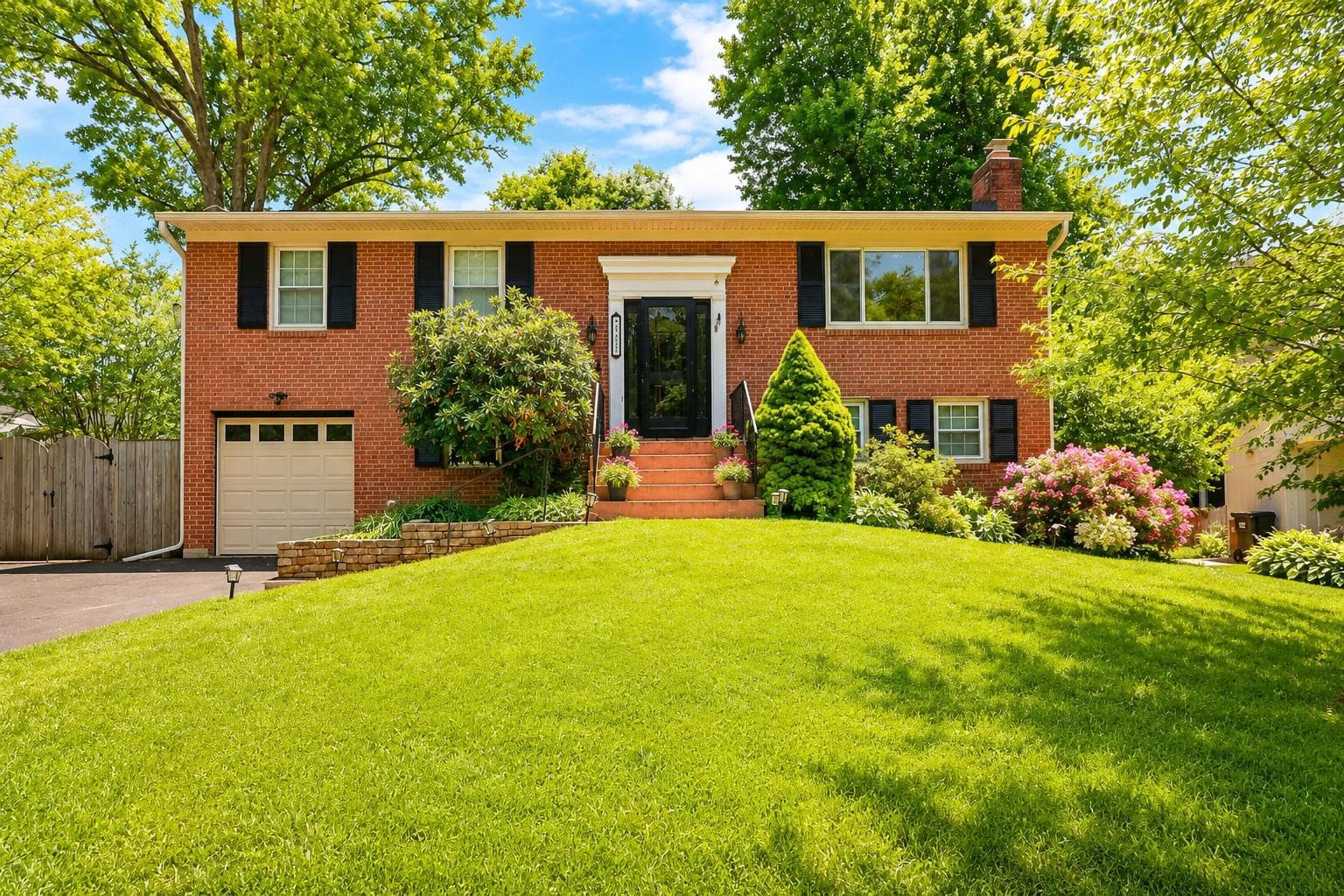 8317 Cherry Valley Lane, Alexandria