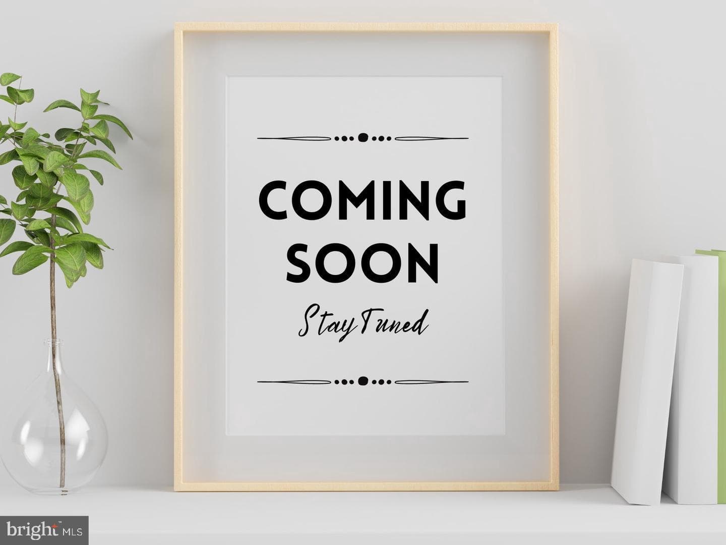 6021 Woodlake Lane, Alexandria