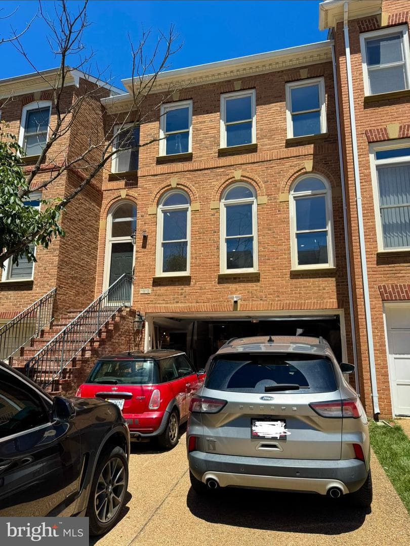 1813 Brentridge Street, Vienna