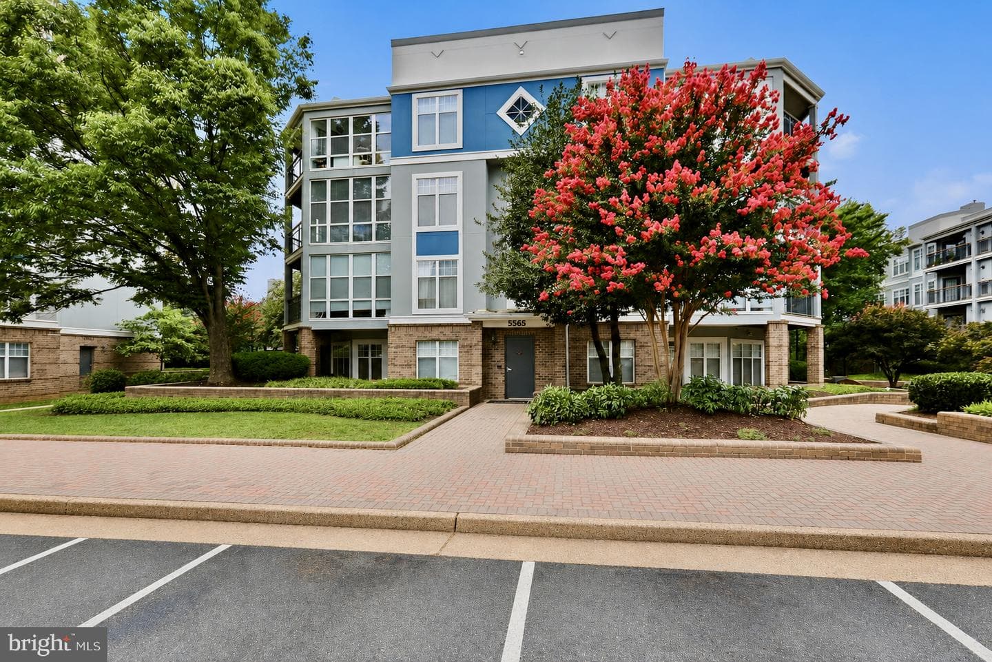 5565 Seminary Road #314, Falls Church