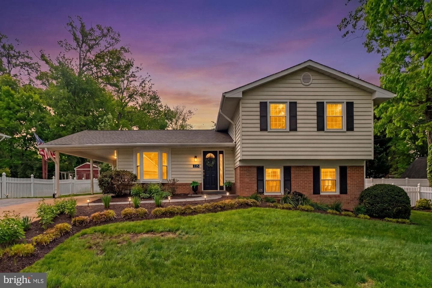 225 Manvell Road SE