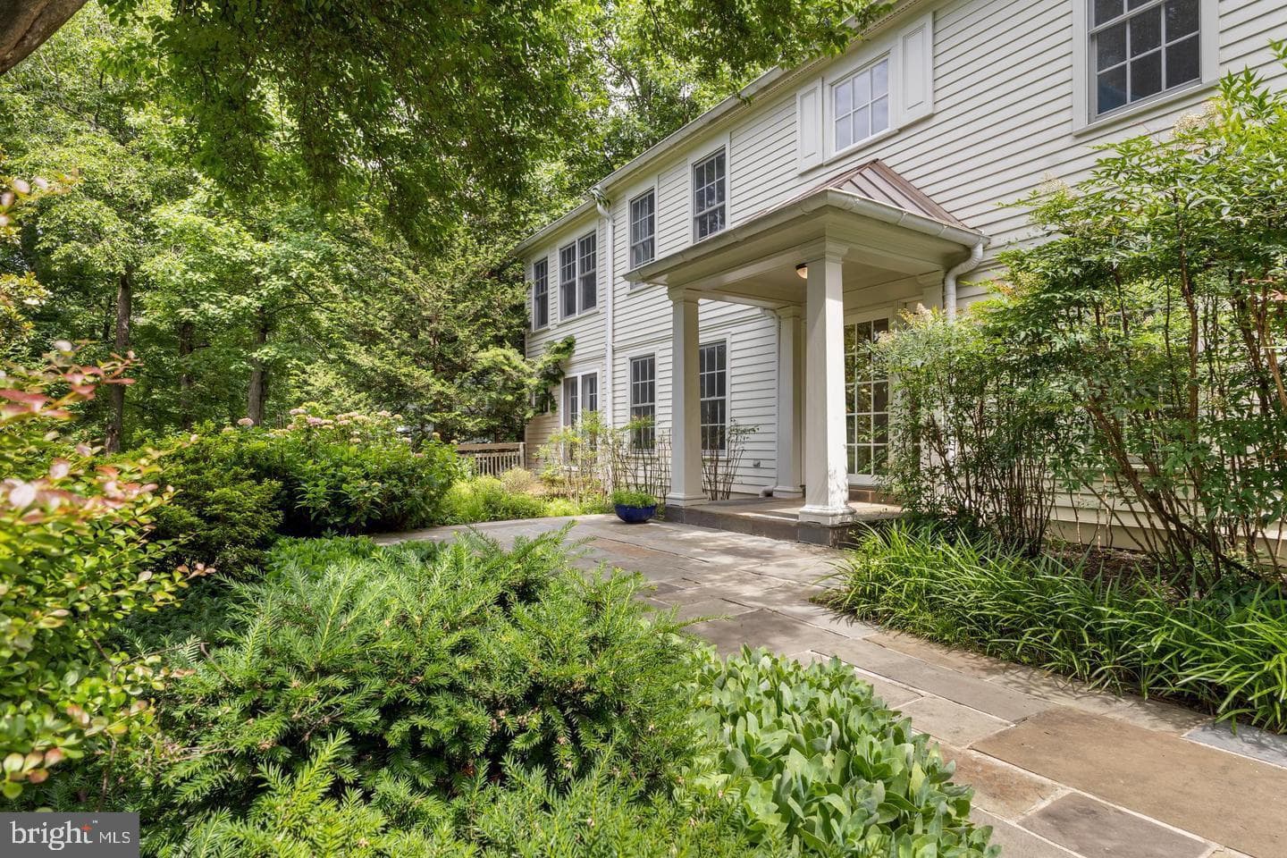 11103 Burywood Lane, Reston