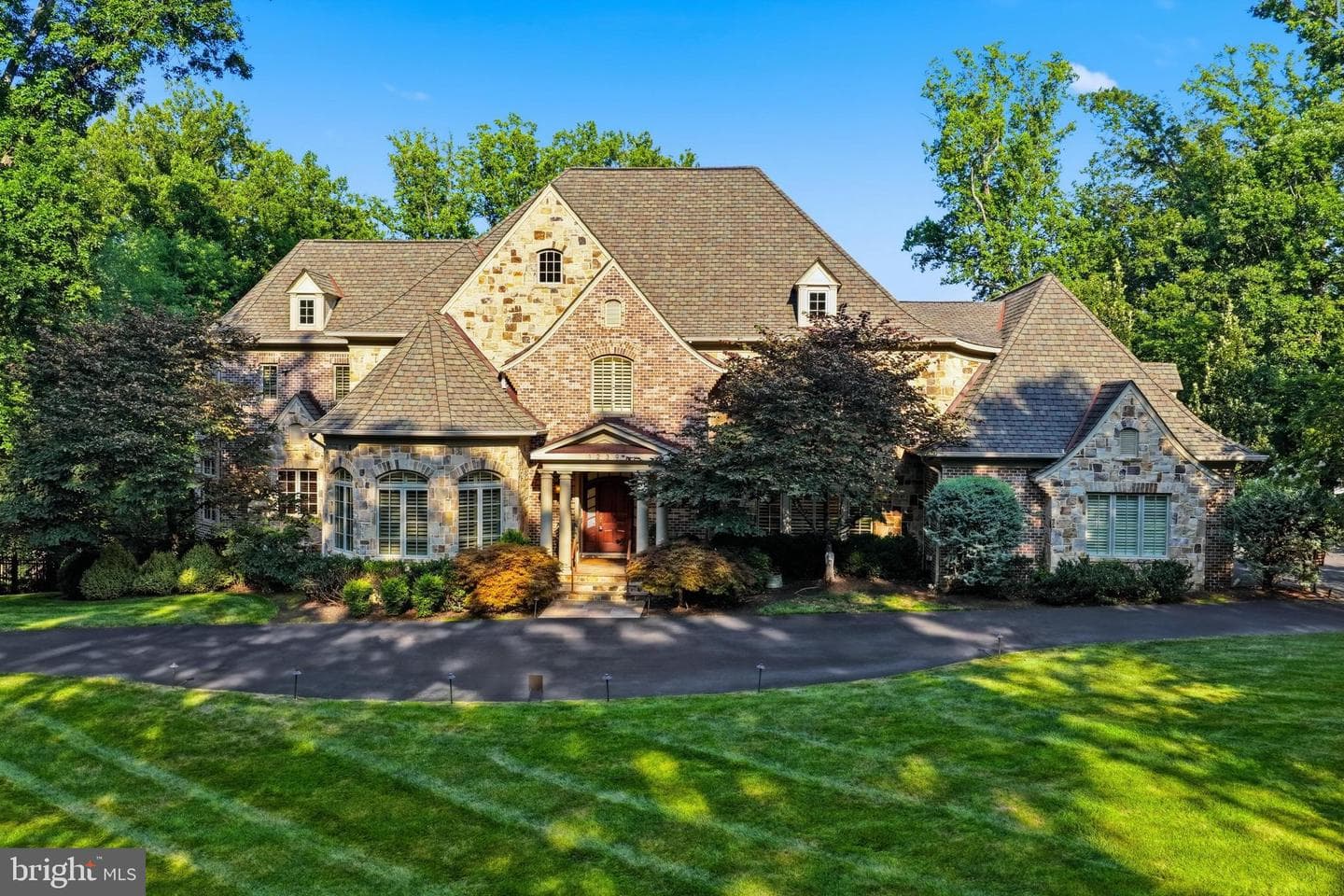 1239 Daleview Drive, McLean