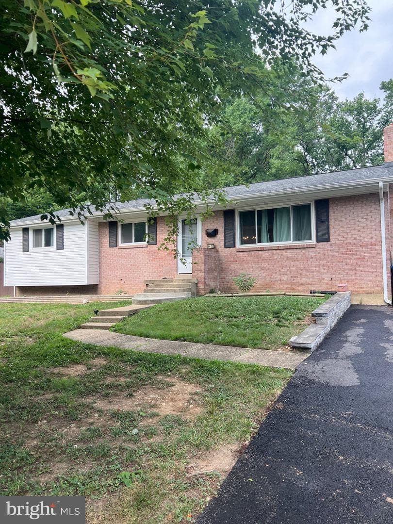 6622 The Parkway Parkway, Alexandria