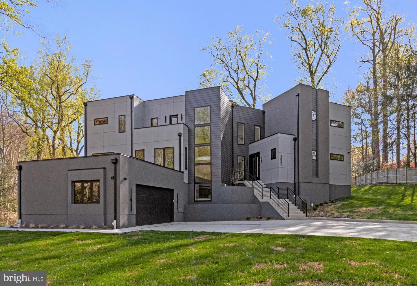3525 Glenbrook Road, Fairfax