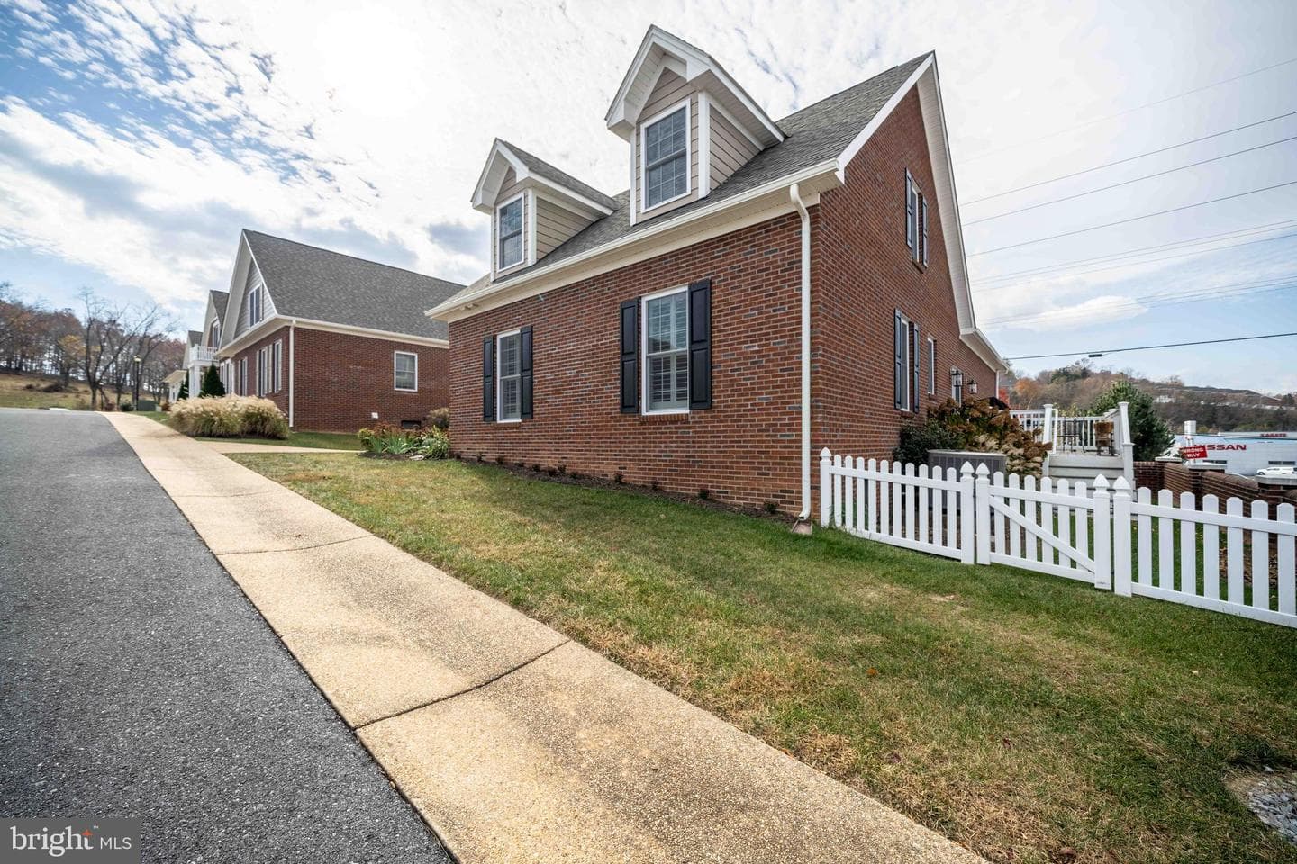 2374 Alston Circle photo 1