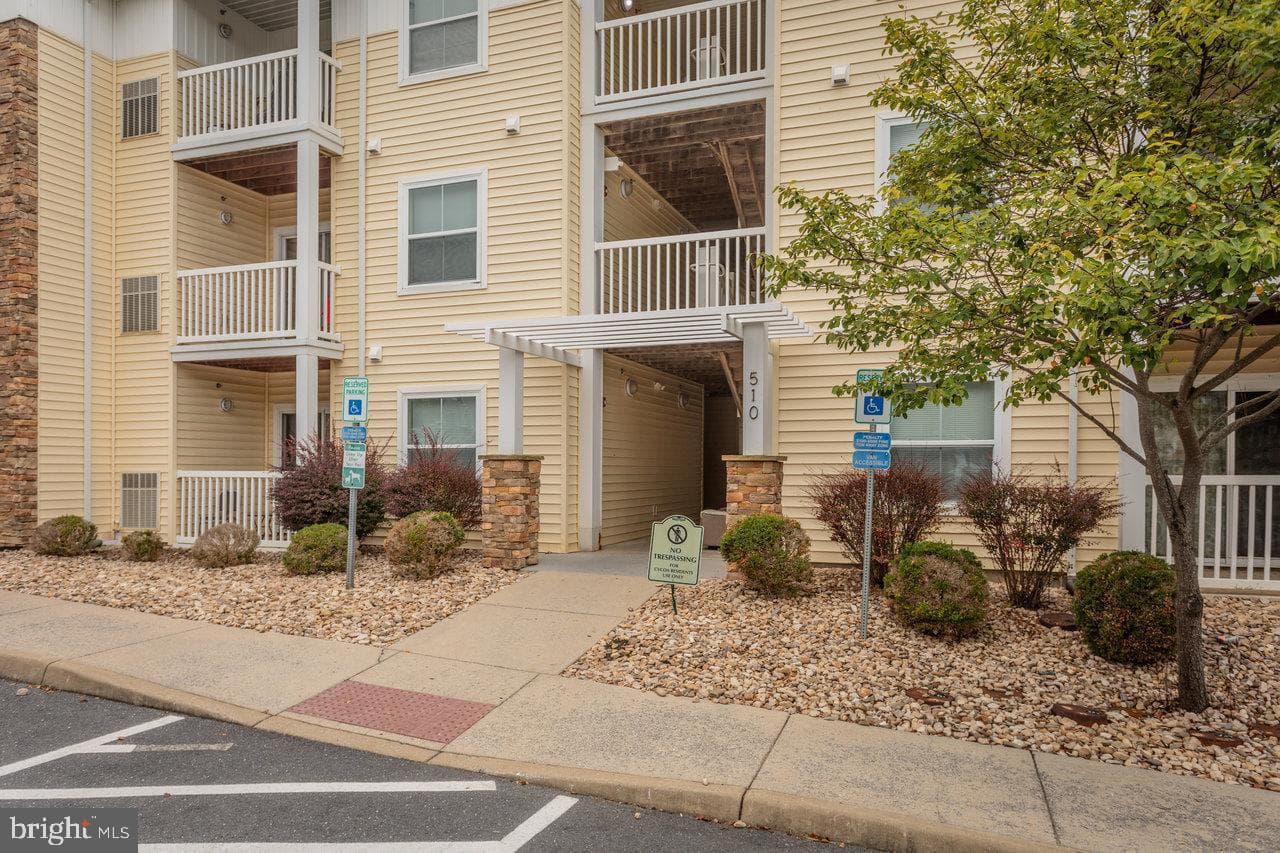 510 Davis Mills Drive #202 photo 1
