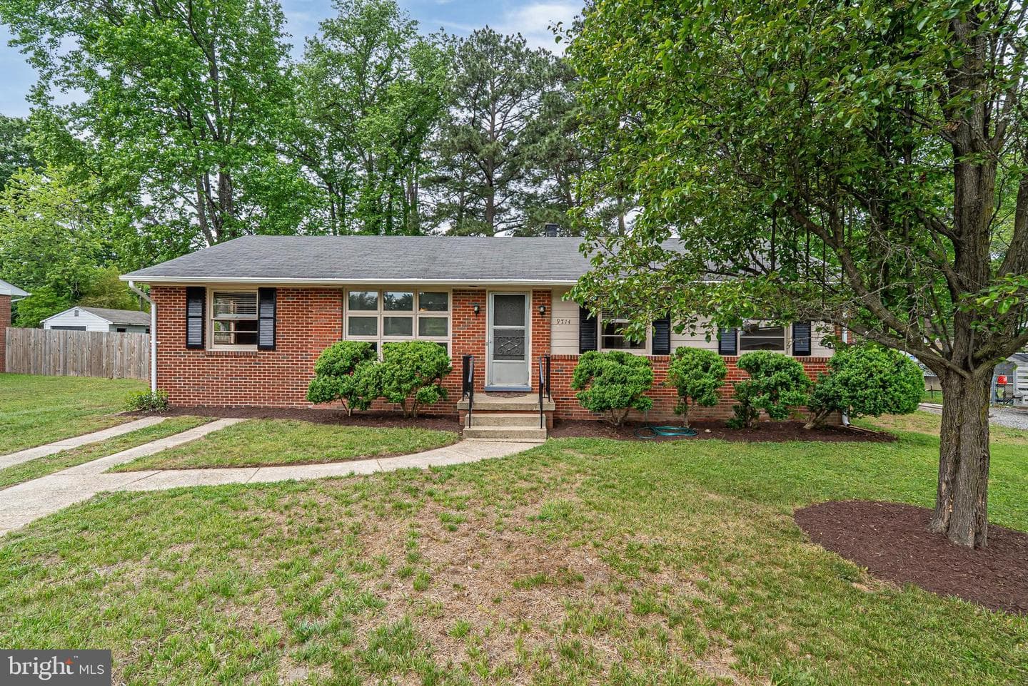 9714 Drexel Lane photo 1