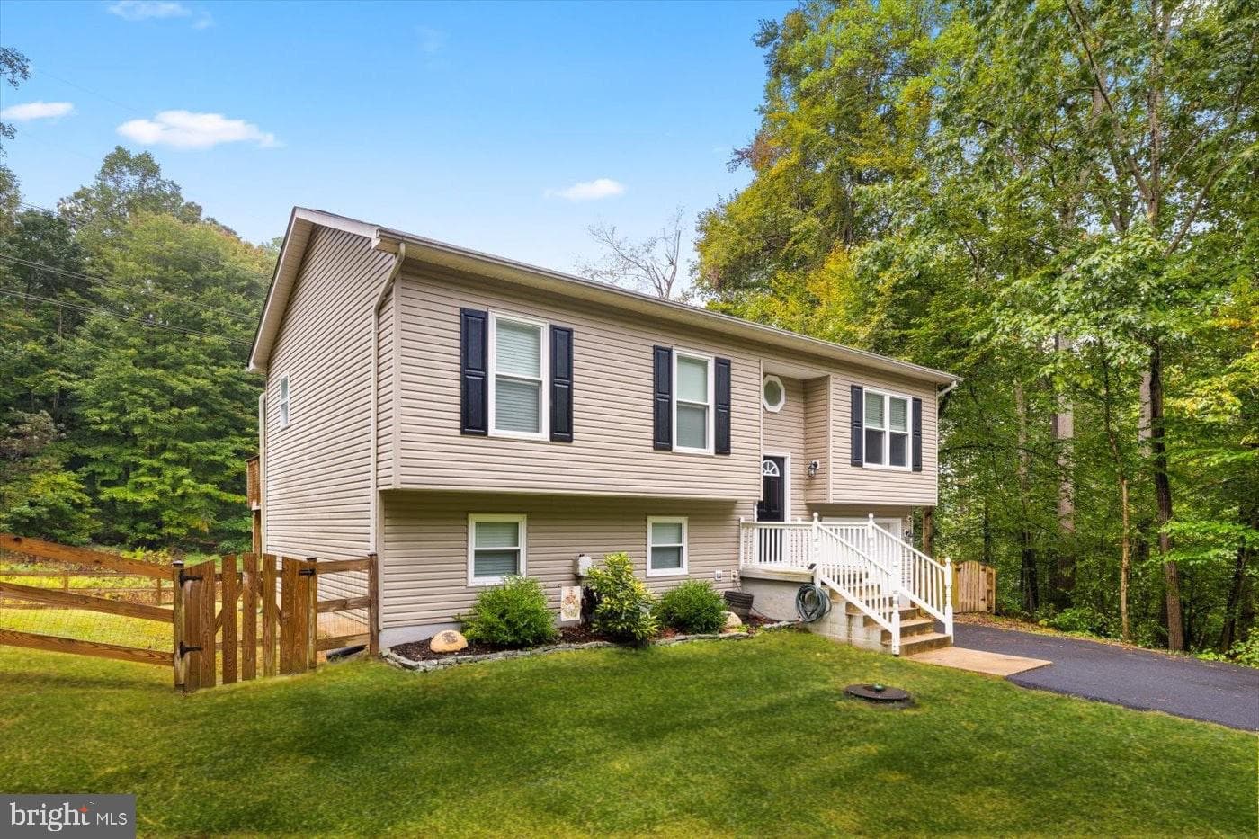 6234 Wheeler Drive photo 1