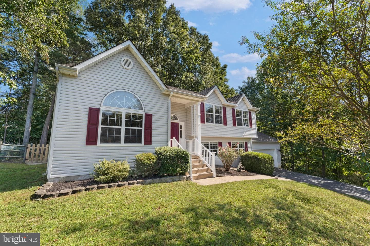 8507 Passapatanzy Road photo 1