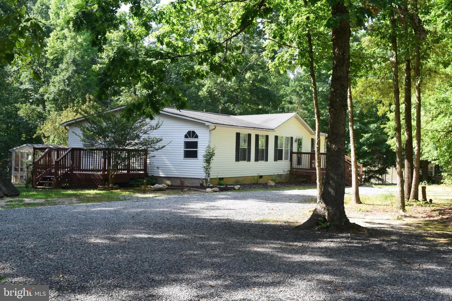 412 Centerville Road photo 1