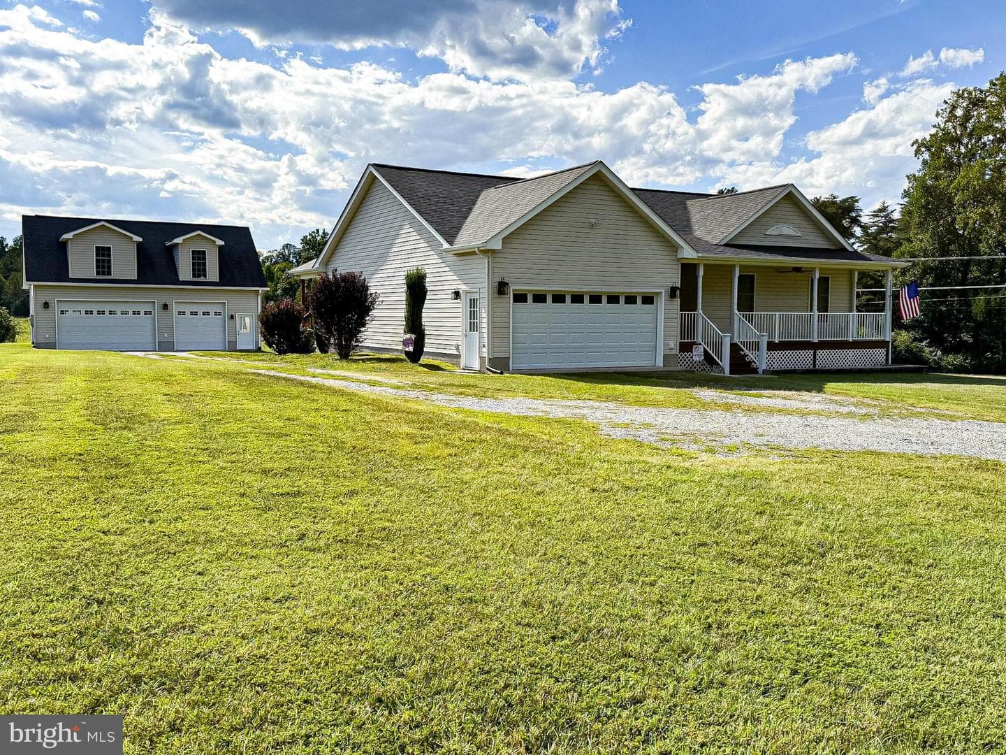 52 William Street photo 1