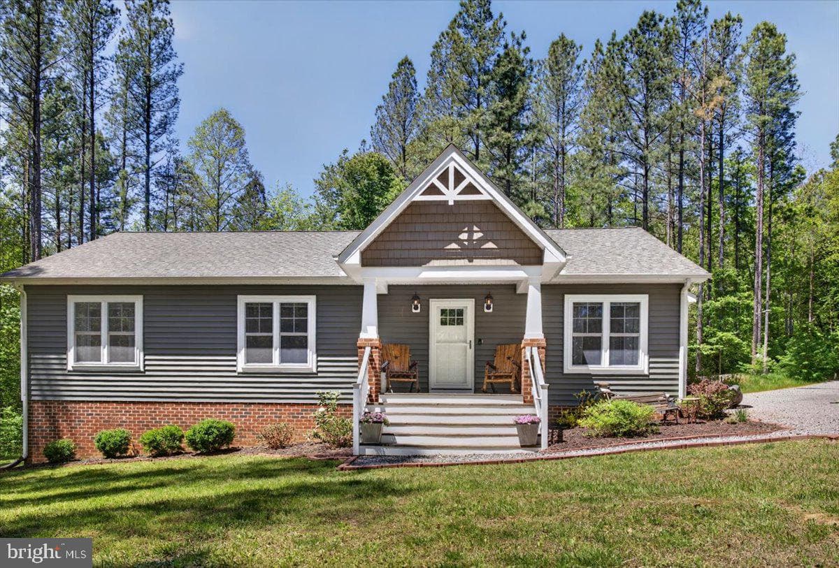 844 Manchester Road photo 1
