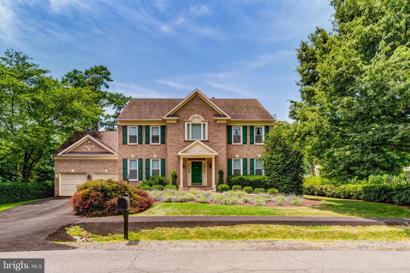 505 Beauregard Drive SE photo 1