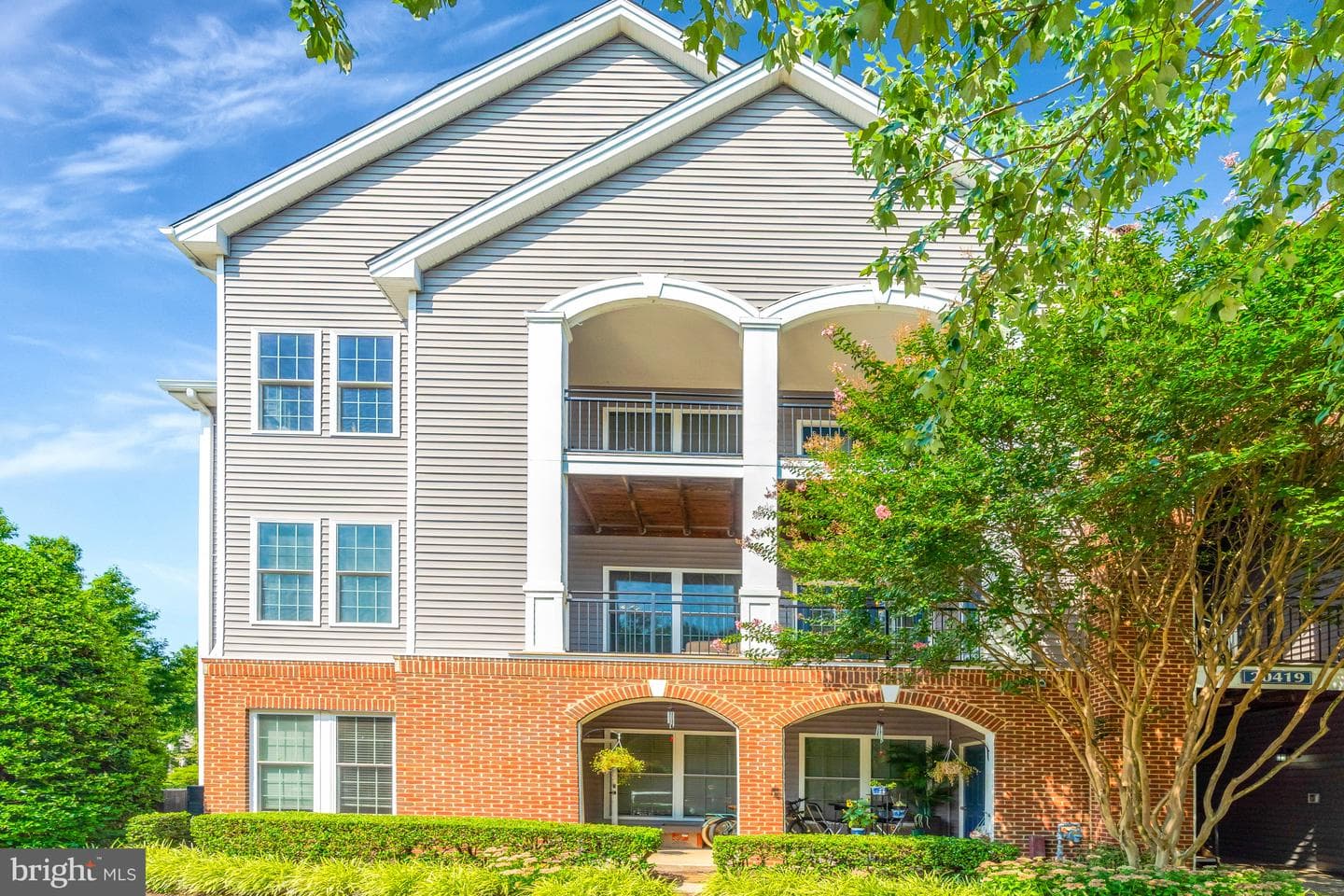 20419 Riverbend Square #200 photo 1
