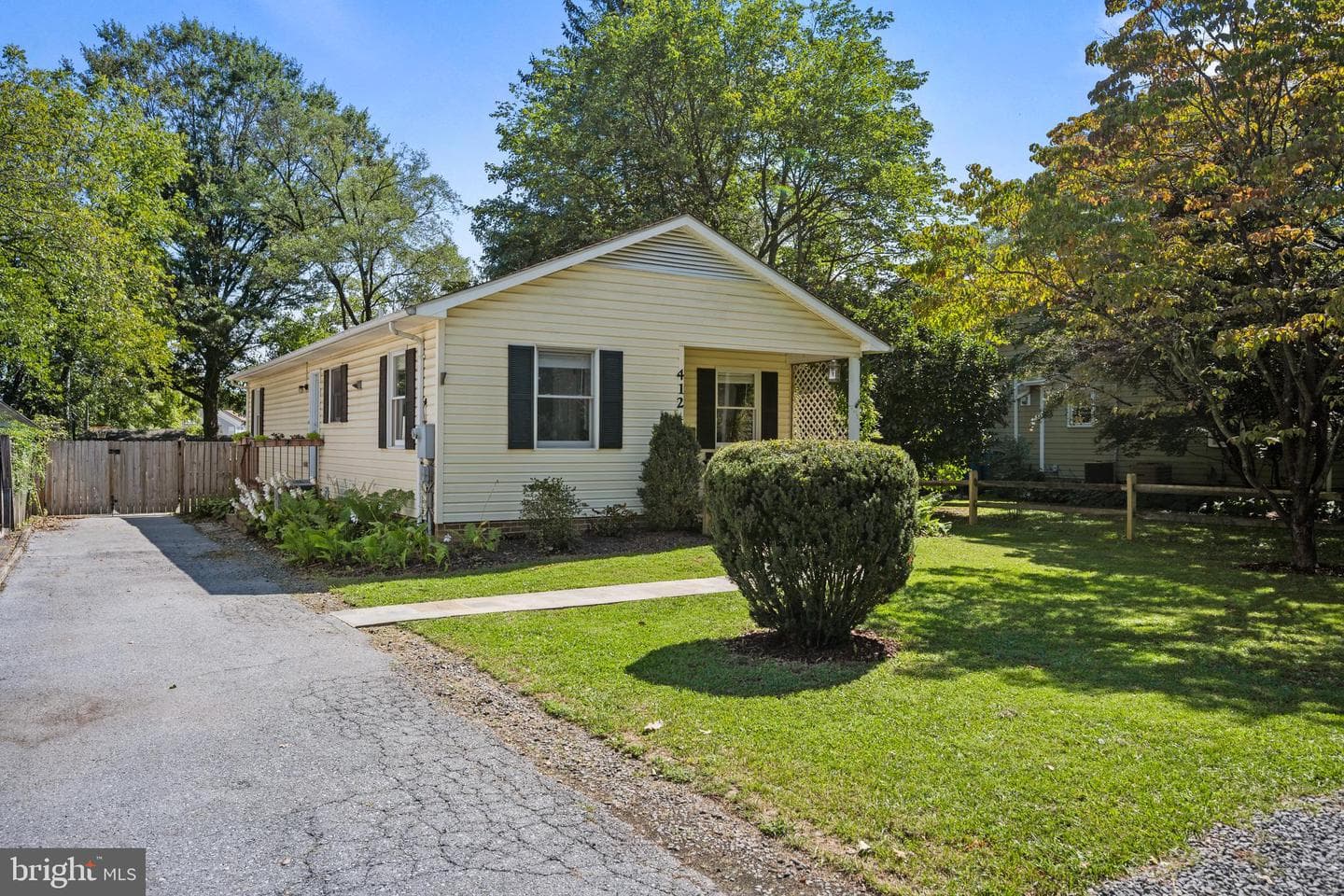412 S Maple Avenue photo 1